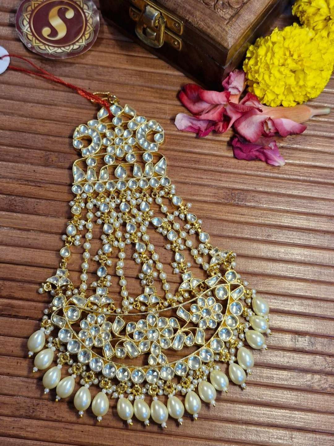 Ishhaara Jadau Kundan Studded Bridal Pasa