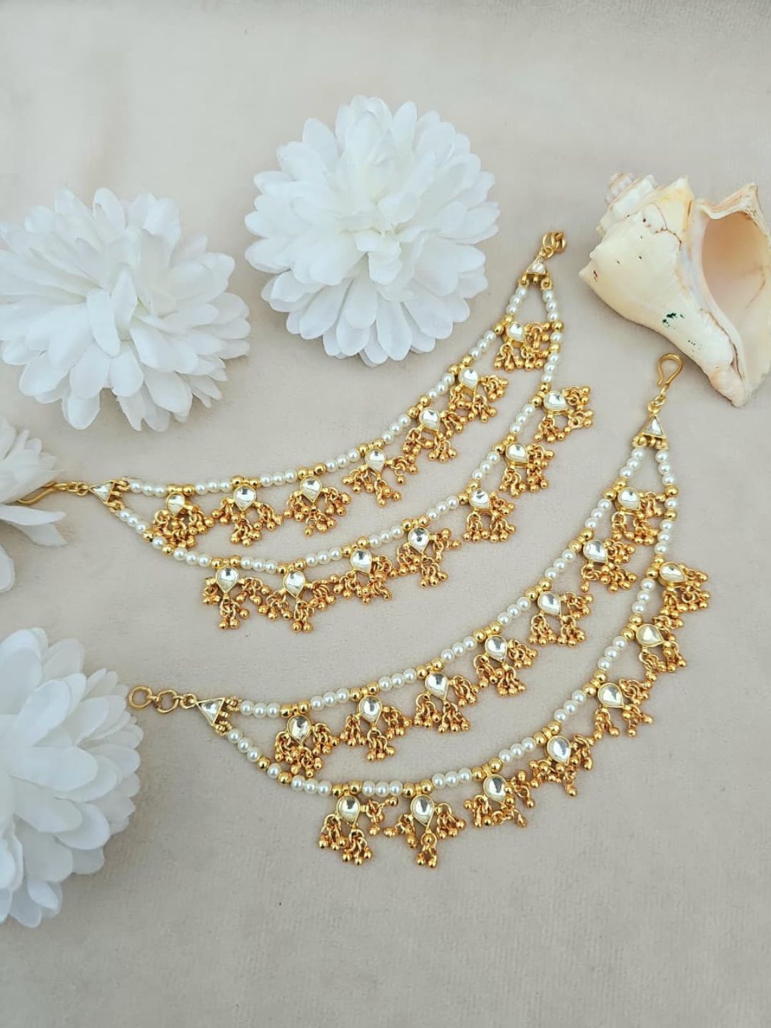 Ishhaara Jadau Kundan Studded Ear Chain