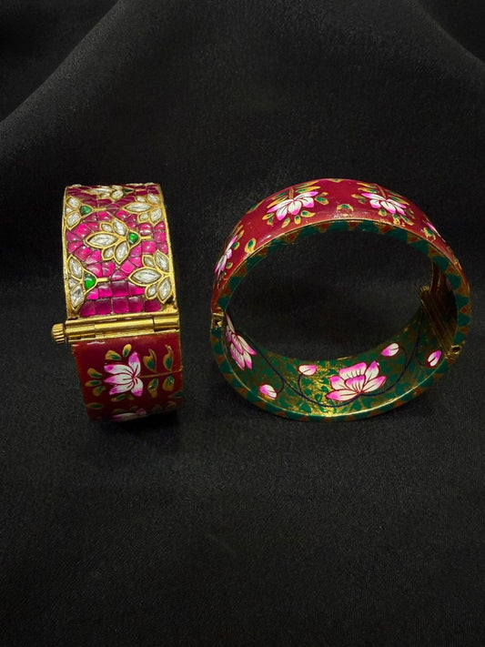 Ishhaara Jadau Kundan Studded Meenakari Bangles
