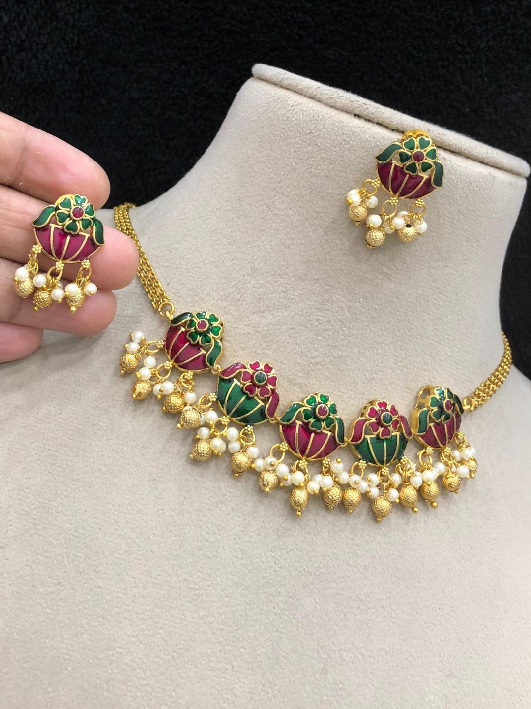 Ishhaara Jadau Statement Choker Necklace