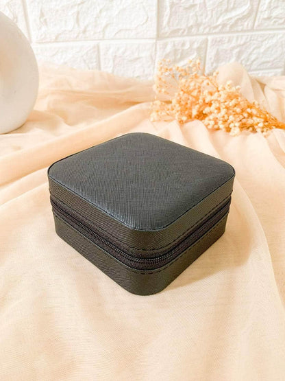 Ishhaara Jewelry Organizer Case For Easy Travelling