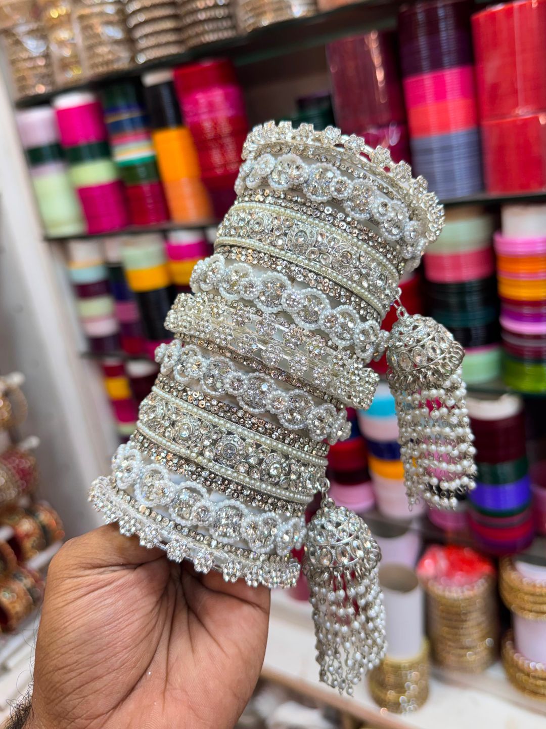 Ishhaara Jhumka Studded Classy Bangles