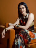 Ishhaara Karishma K Tanna In Natural Finish Wooden Bangles