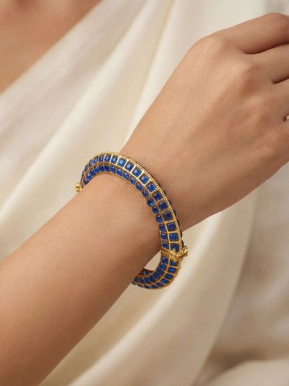 Ishhaara Kemp Stone Bangles