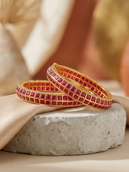 Ishhaara Kemp Stone Bangles