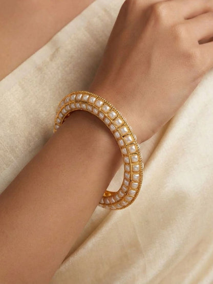 Ishhaara Kemp Stone Bangles