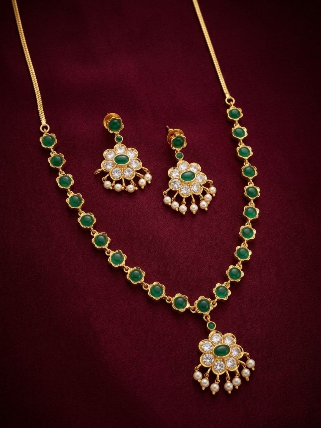 Ishhaara Kemp Stone Studded Attigai Necklace