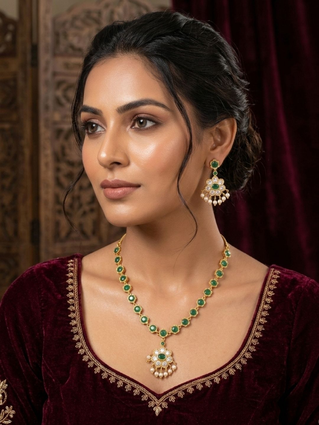 Ishhaara Kemp Stone Studded Attigai Necklace