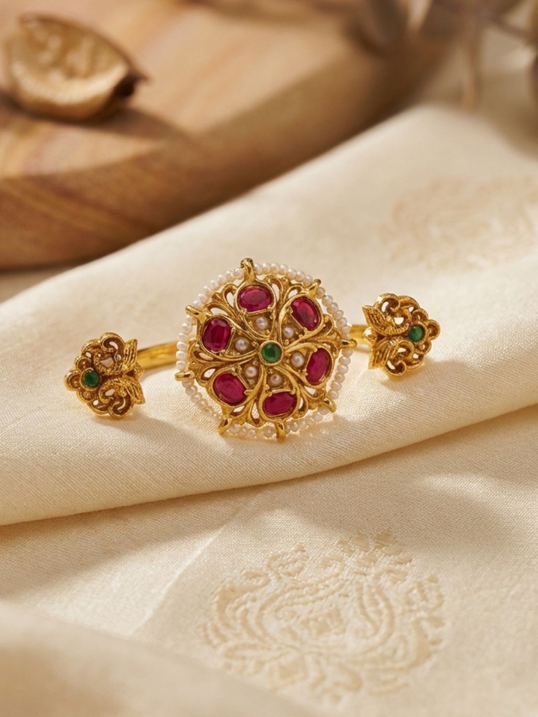 Ishhaara Kemp Stone Studded Dual Ring