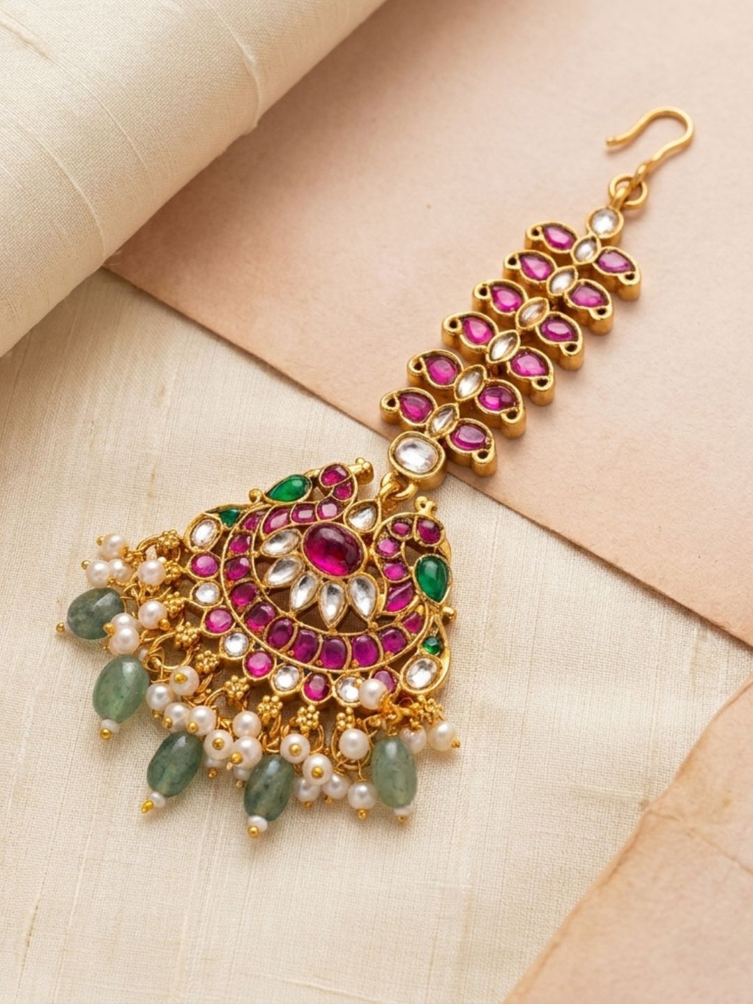 Ishhaara Kemp Studded Peacock Shaped Maang Tikka