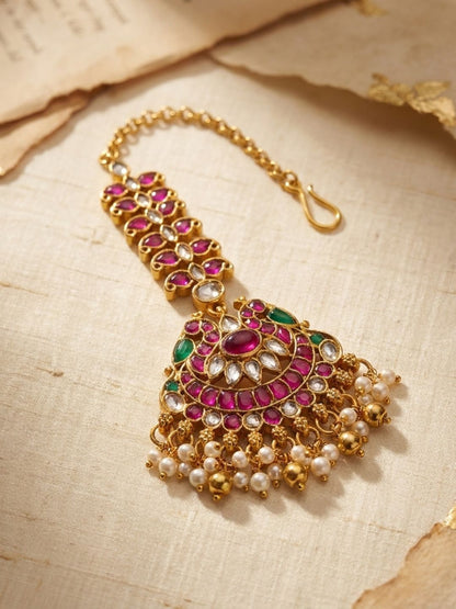 Ishhaara Kemp Studded Peacock Shaped Maang Tikka