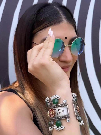 Ishhaara Khushnaz Ashdin Turner In Green Oxidised Pearl Hand Cuff
