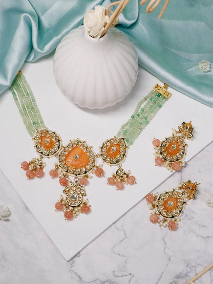 Ishhaara Kinjal In Pendant Choker Set