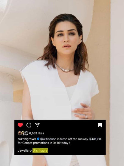 Ishhaara Kriti Sanon In Geometric Rounded Choker