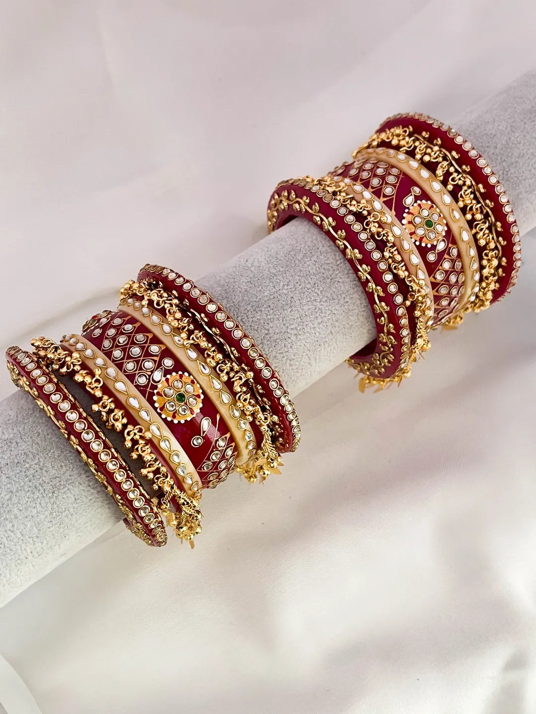 Ishhaara Kundan And Ghoongroo Studded Chooda