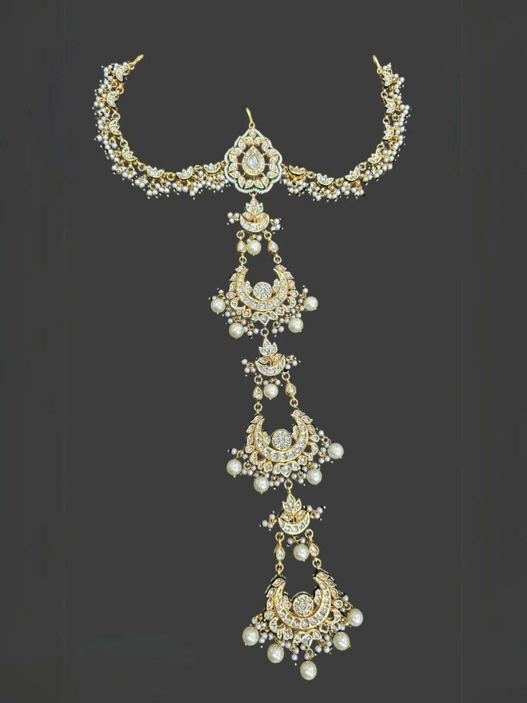 Ishhaara Kundan And Pearl Studded Chand Shaped Choti