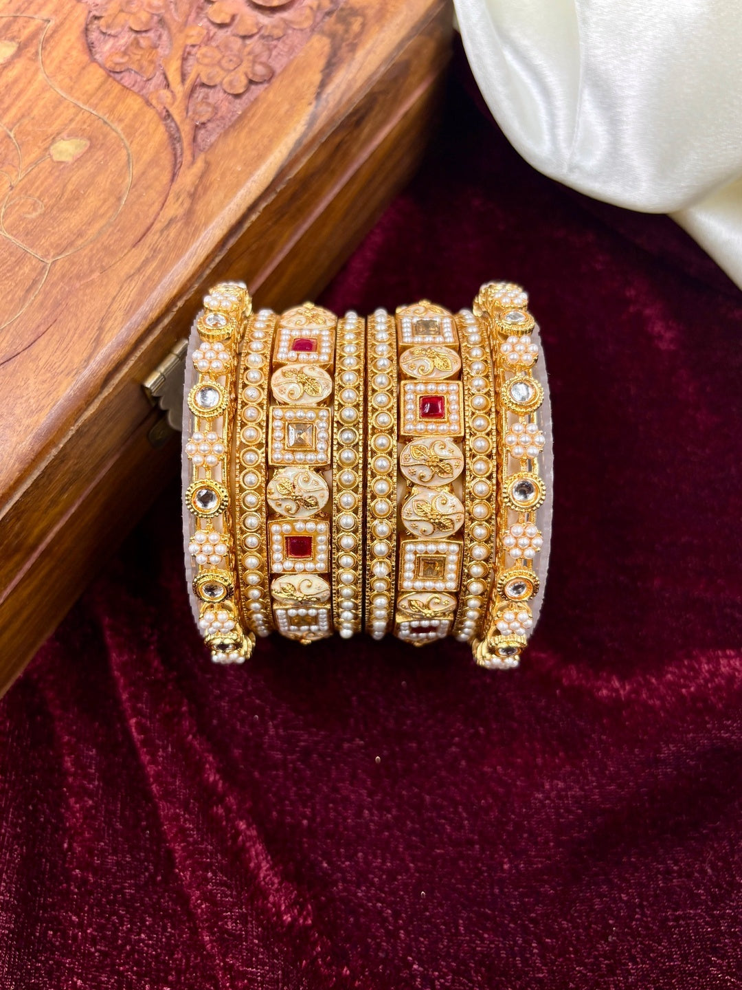 Ishhaara Kundan Bangle Set — handcrafted Indian jewellery - view 4