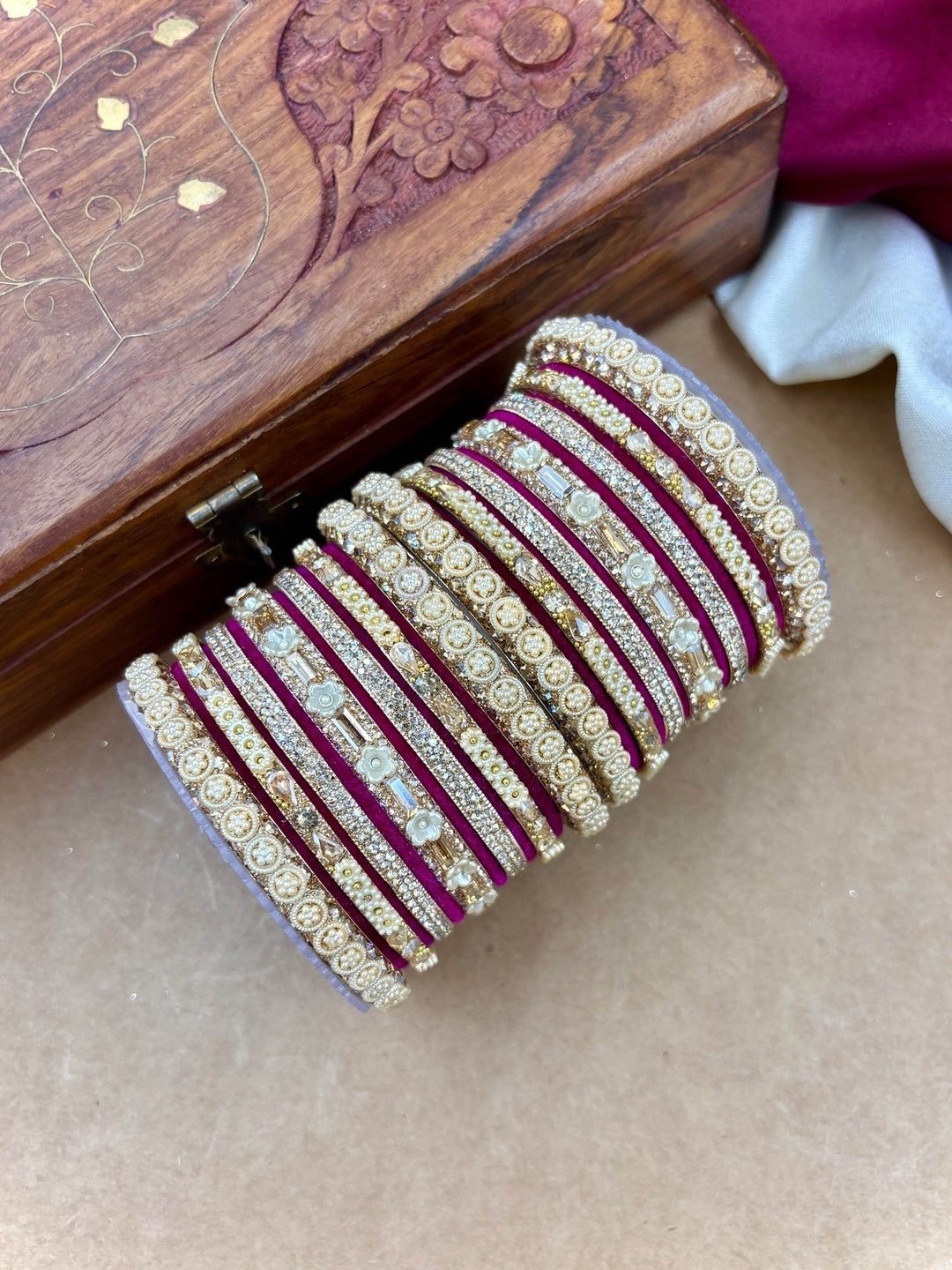 Ishhaara Kundan Bangles Set 2pcs Gold - view 14