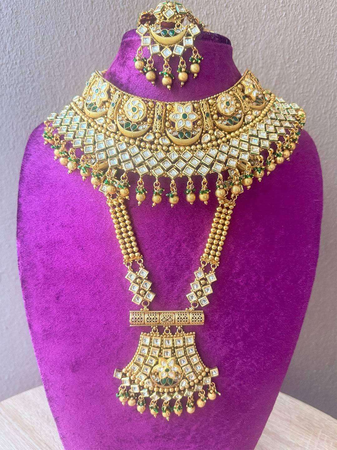 Ishhaara Kundan Bridal Choker And Necklace Set