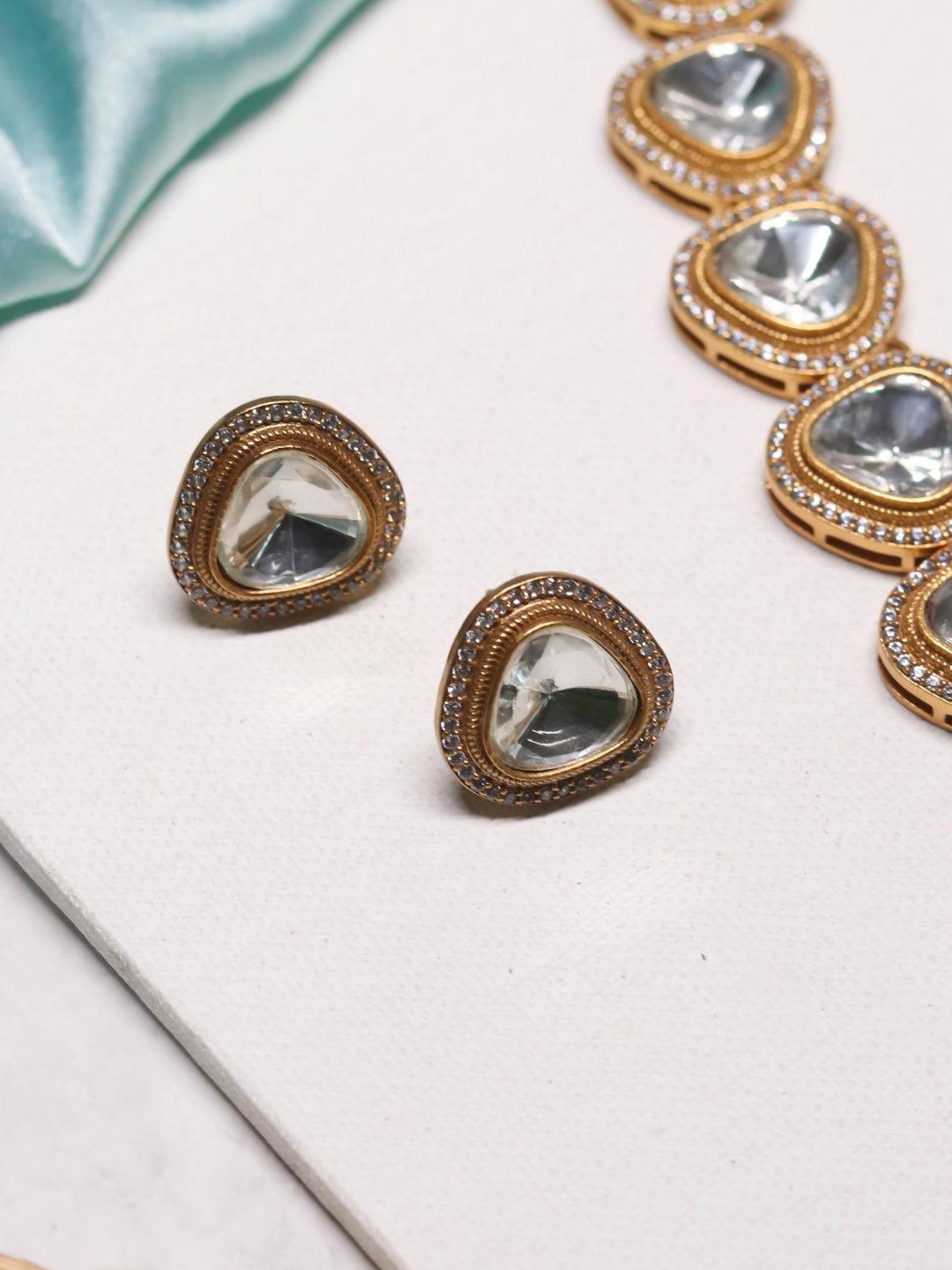 Ishhaara Kundan Carved Green Stone Necklace Set