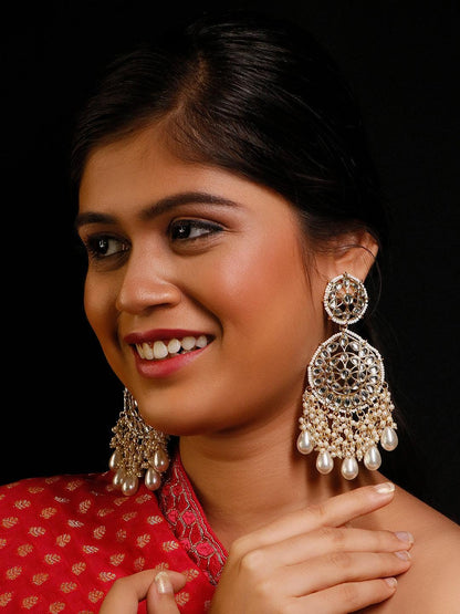 Ishhaara Kundan Chandbali And Pearls Earrings