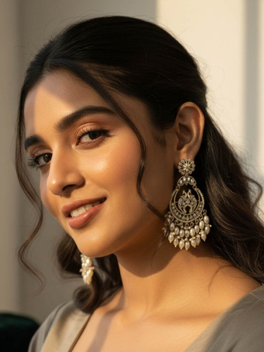 Ishhaara Kundan Chandbalis With Beadwork