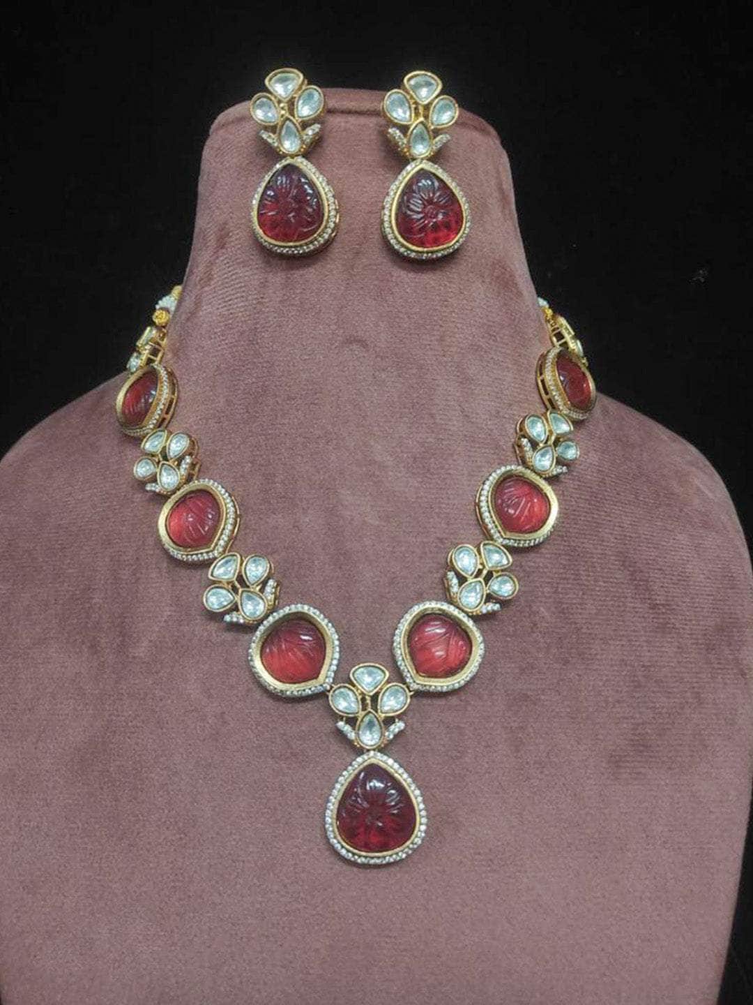 Ishhaara Kundan Classic Necklace With Red Stone Set