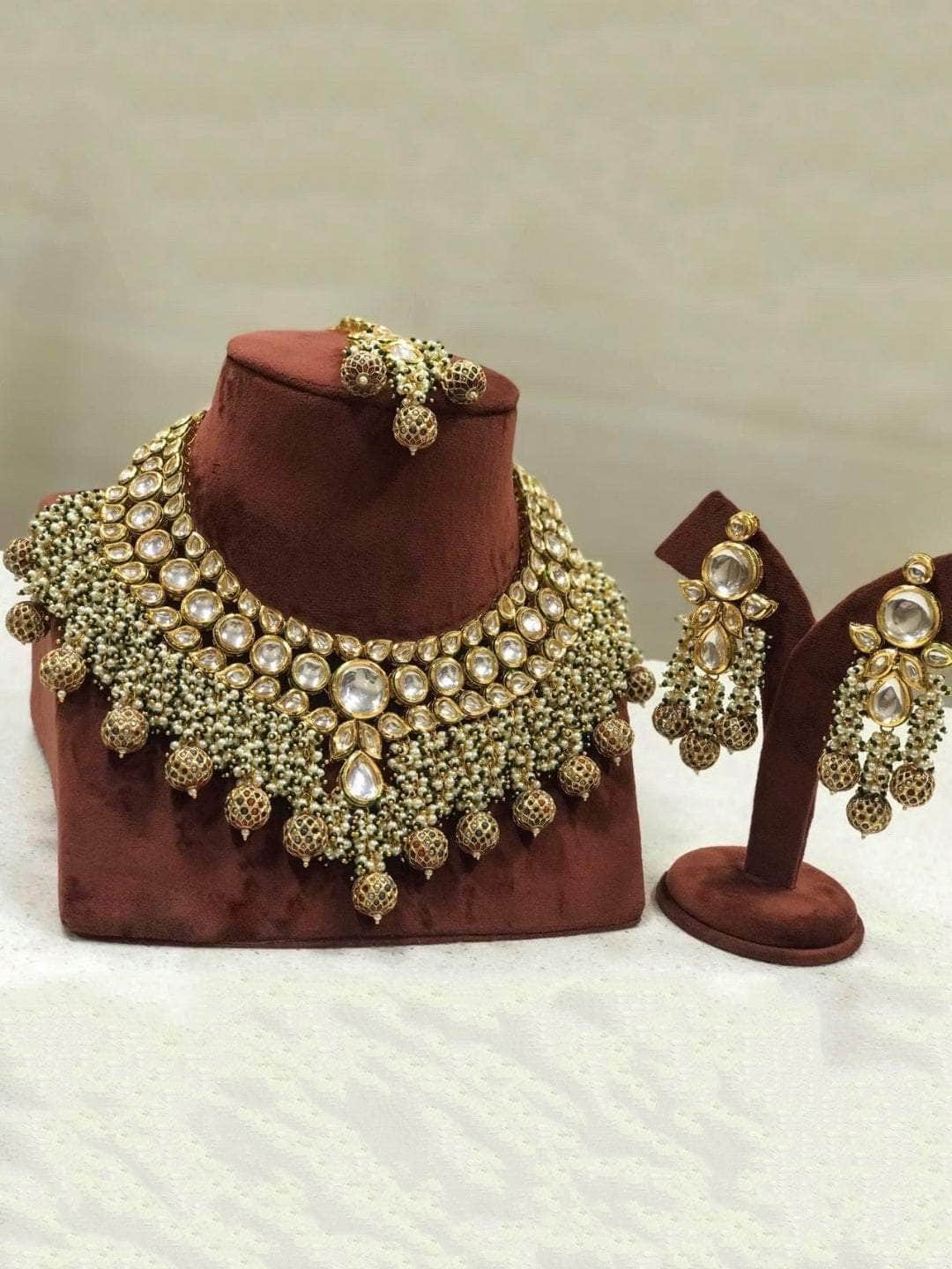 Ishhaara Kundan Coral Set with Golden Beads