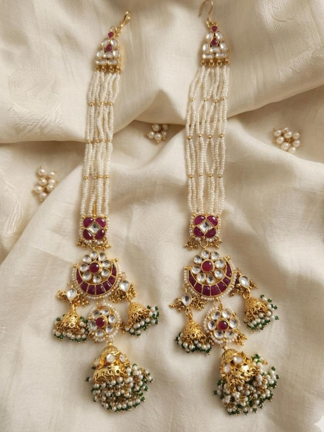 Ishhaara Kundan Embellished Jhumka Earrings With Kaan Chain
