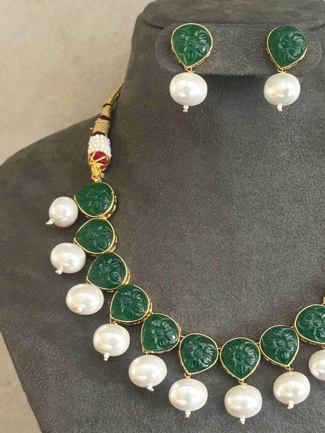 Ishhaara Kundan Green Single Line Necklace Set