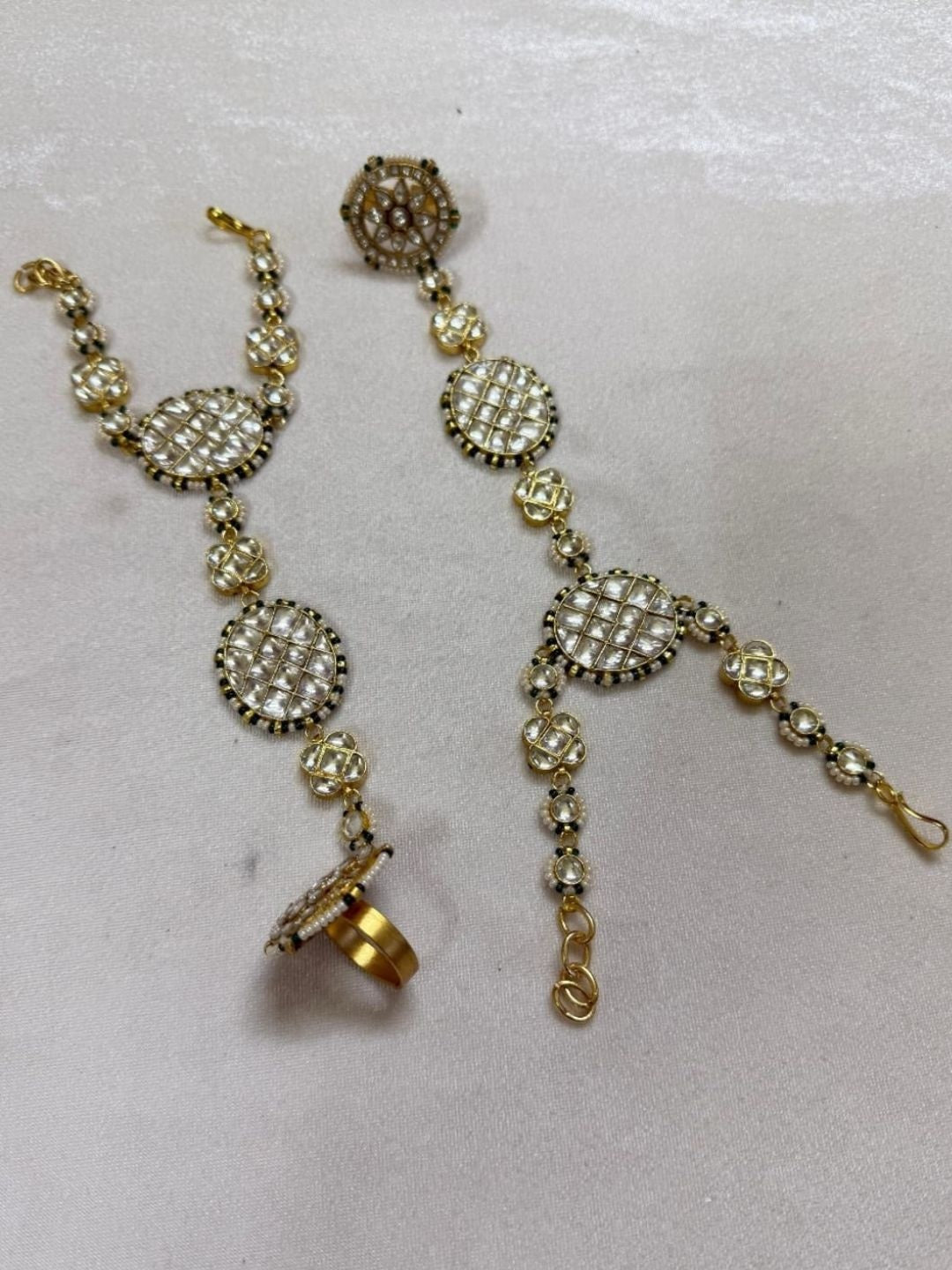 Ishhaara Kundan Hathphool — handcrafted Indian jewellery
