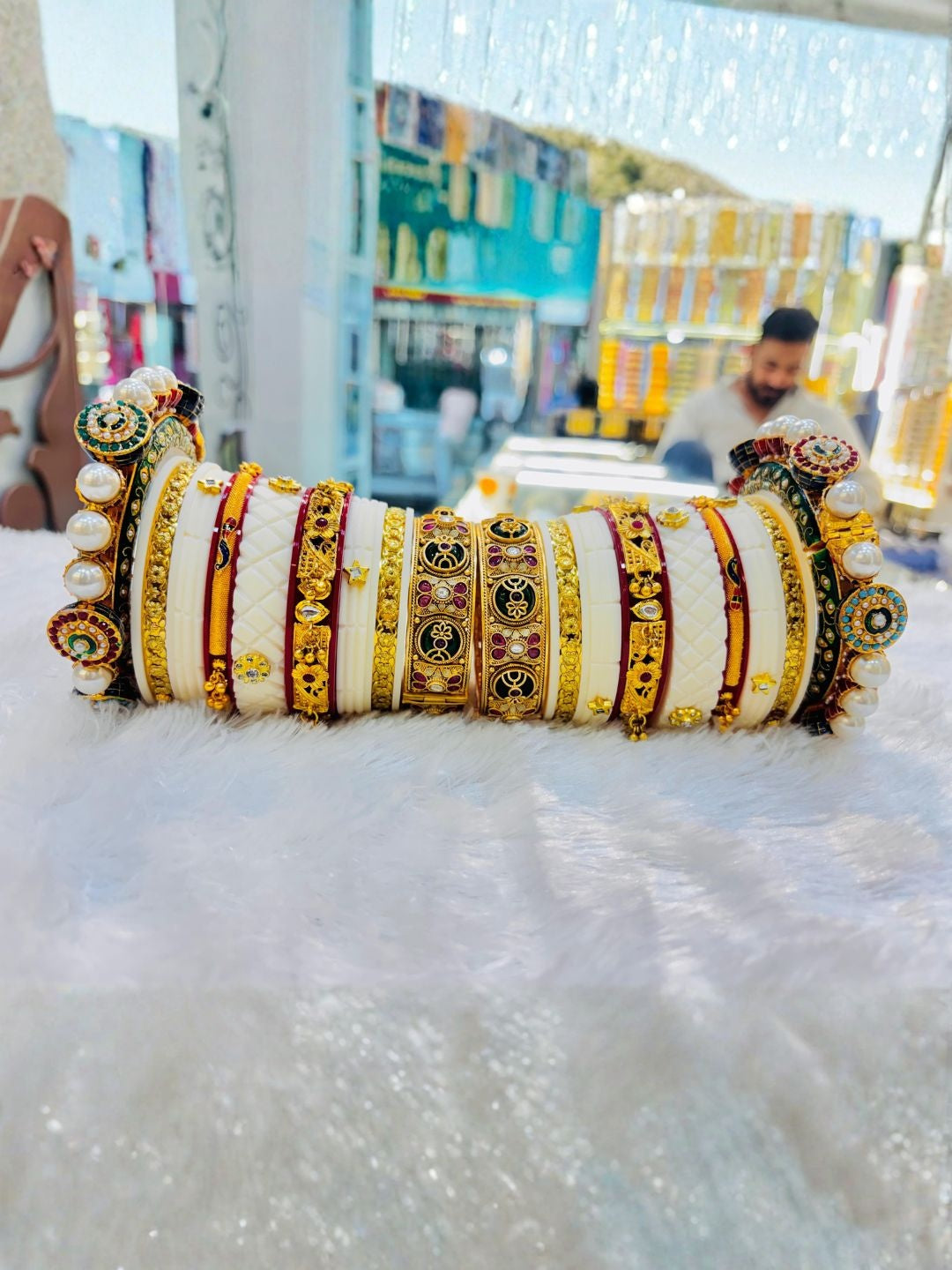 Ishhaara Kundan Meenakari White Bangles Set