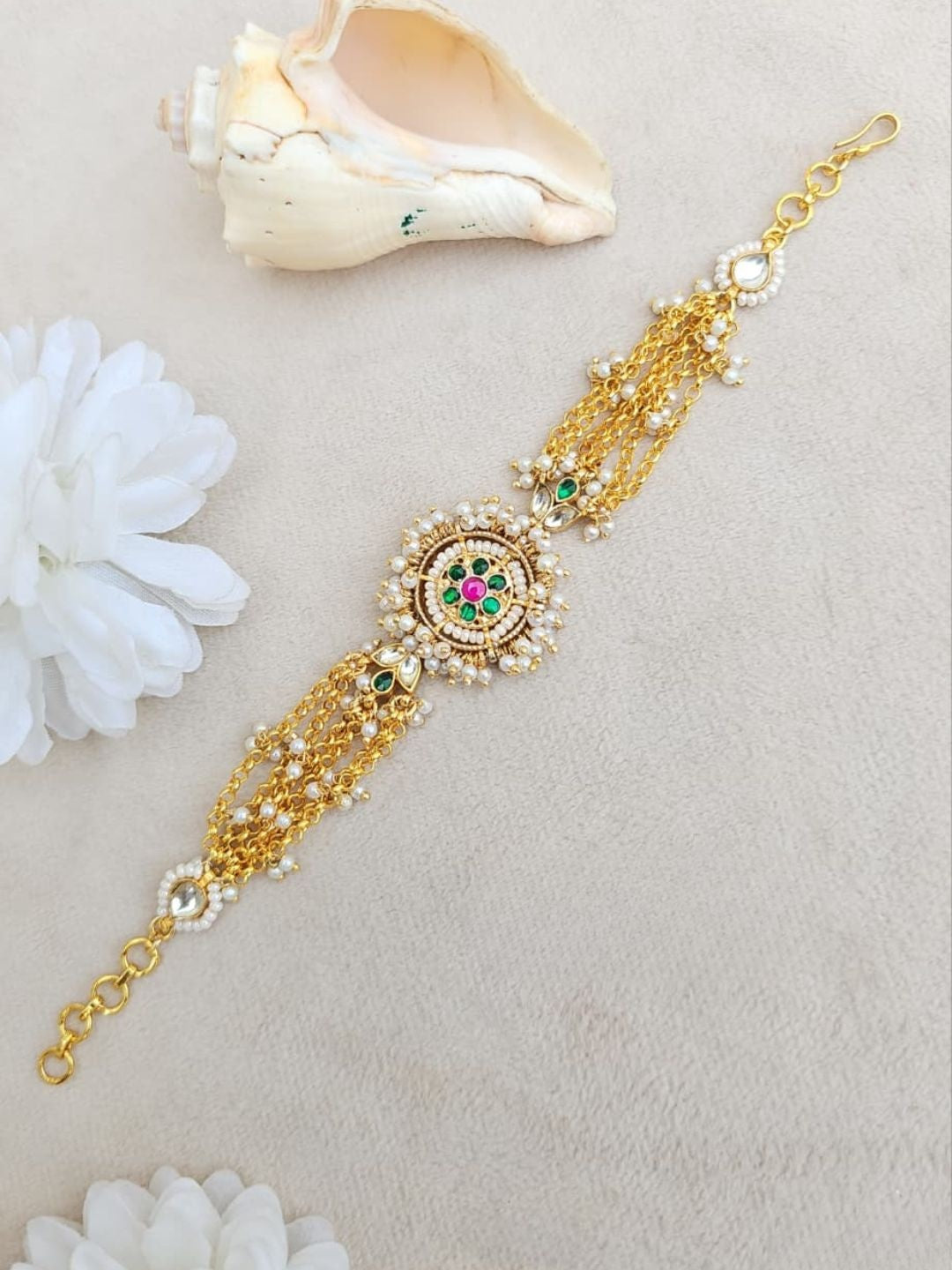 Ishhaara Kundan Motif Mathapatti - handcrafted Indian jewellery