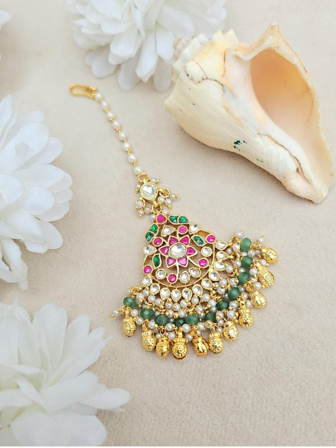 Ishhaara Kundan Pearl Maang Tikka - handcrafted Indian jewellery