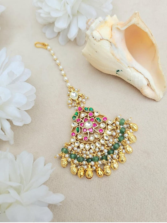 Ishhaara Kundan Pearl Maang Tikka - handcrafted Indian jewellery