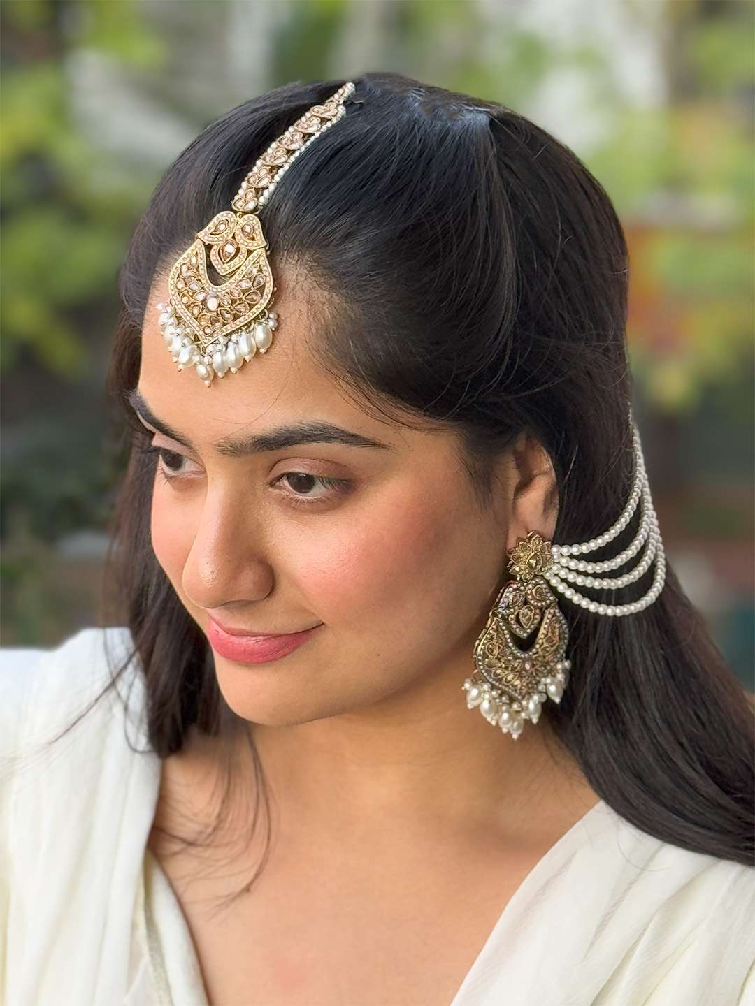 Ishhaara Kundan Polki Earrings With Pearl Chain And Teeka