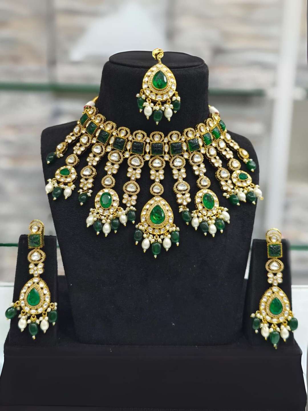 Ishhaara Kundan Polki Heavy Choker Set