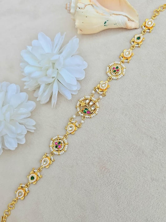 Ishhaara Kundan Stone Mathapatti - handcrafted Indian jewellery