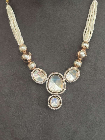 Ishhaara Kundan Studded Beaded Choker