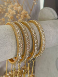 Ishhaara Kundan Studded Jhulla Bangles