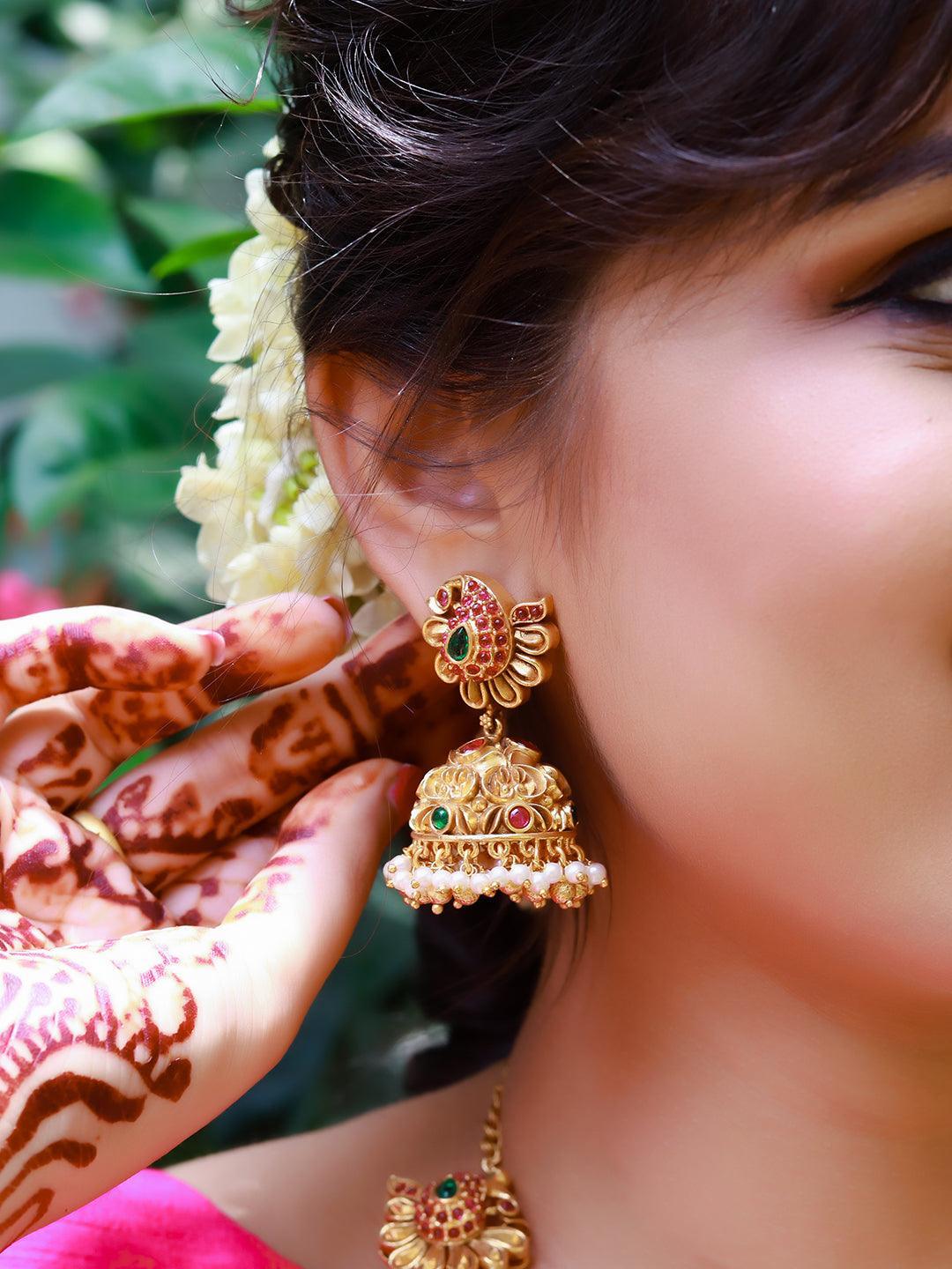 Lakshmi offers Guttapusala Haram With Earrings