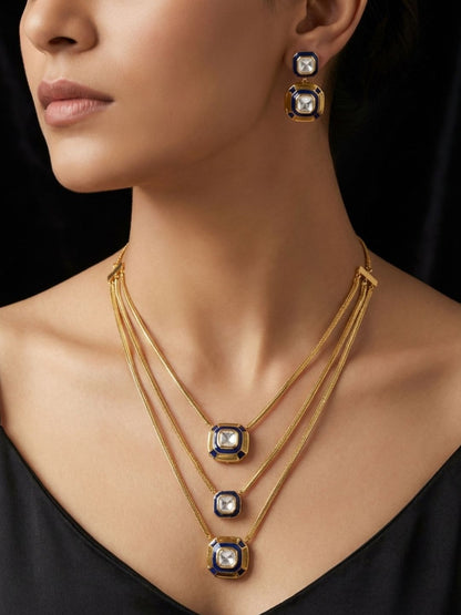 Ishhaara Layered Medallion Necklace