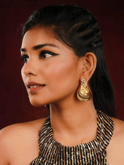 Ishhaara Layered Oval Earrings