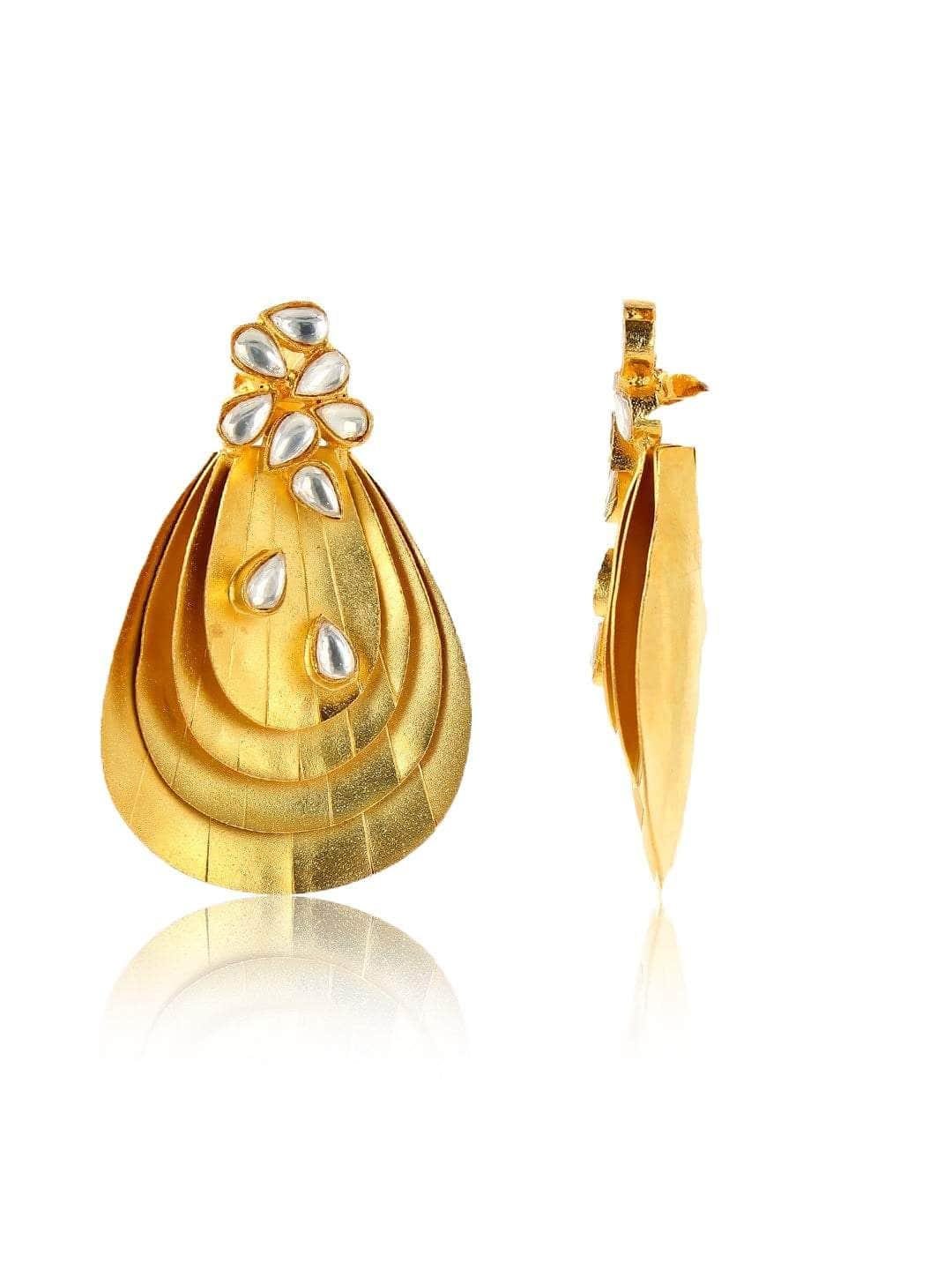Ishhaara Layered Oval Earrings