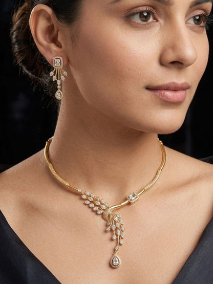 Ishhaara Leaf Designed Hasli Necklace