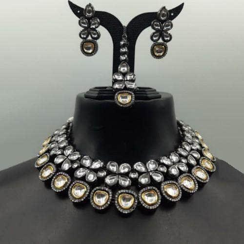 Ishhaara Leaf Flower Dual Toned Kundan Necklace Set