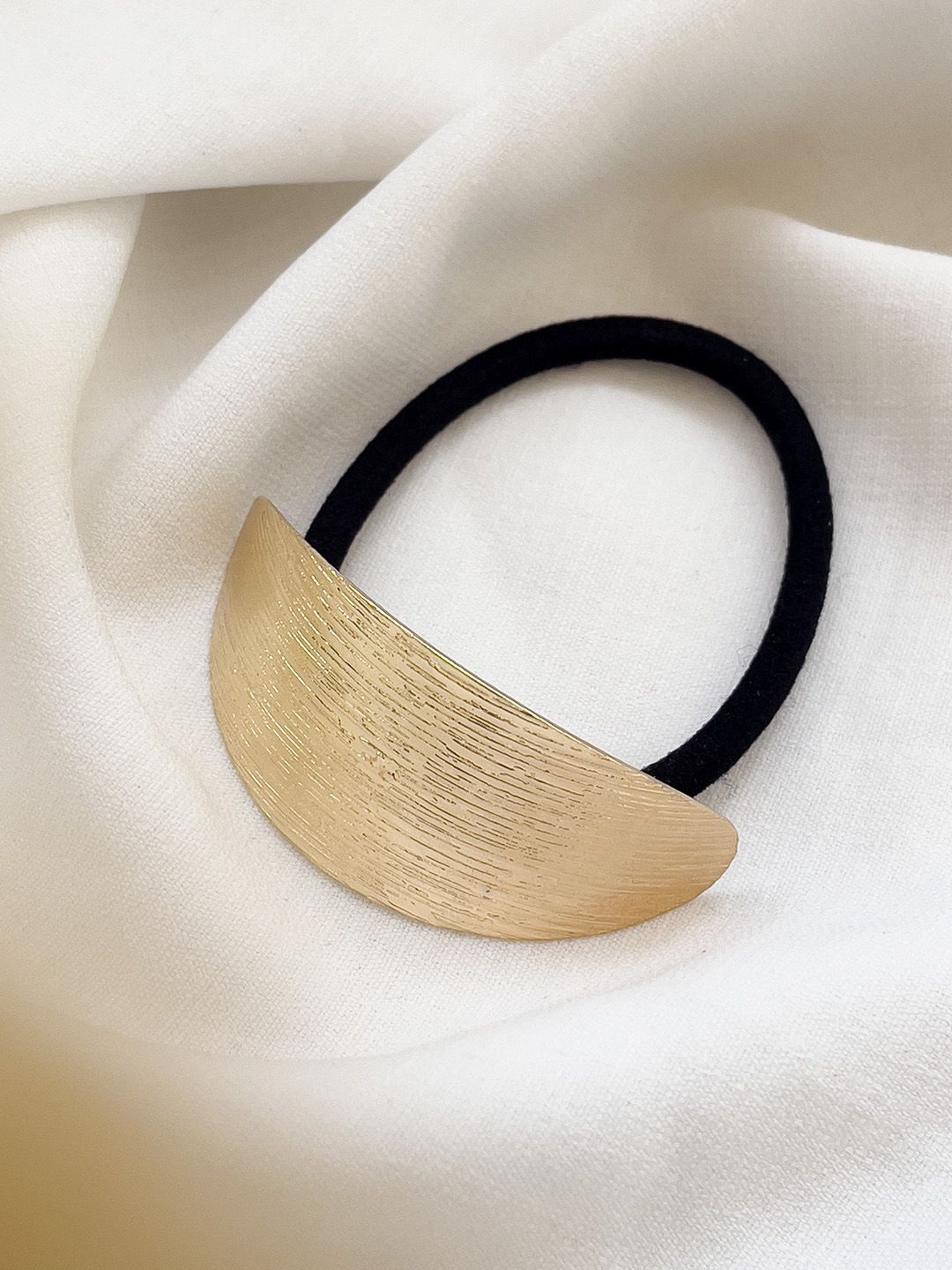 Ishhaara Leaf Shaped Stainless Steel Rubber Band