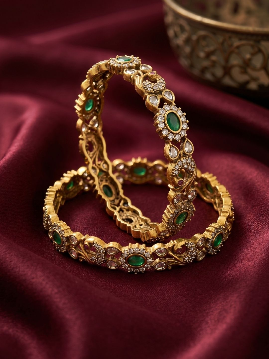 Ishhaara Leafora Kundan Bangles