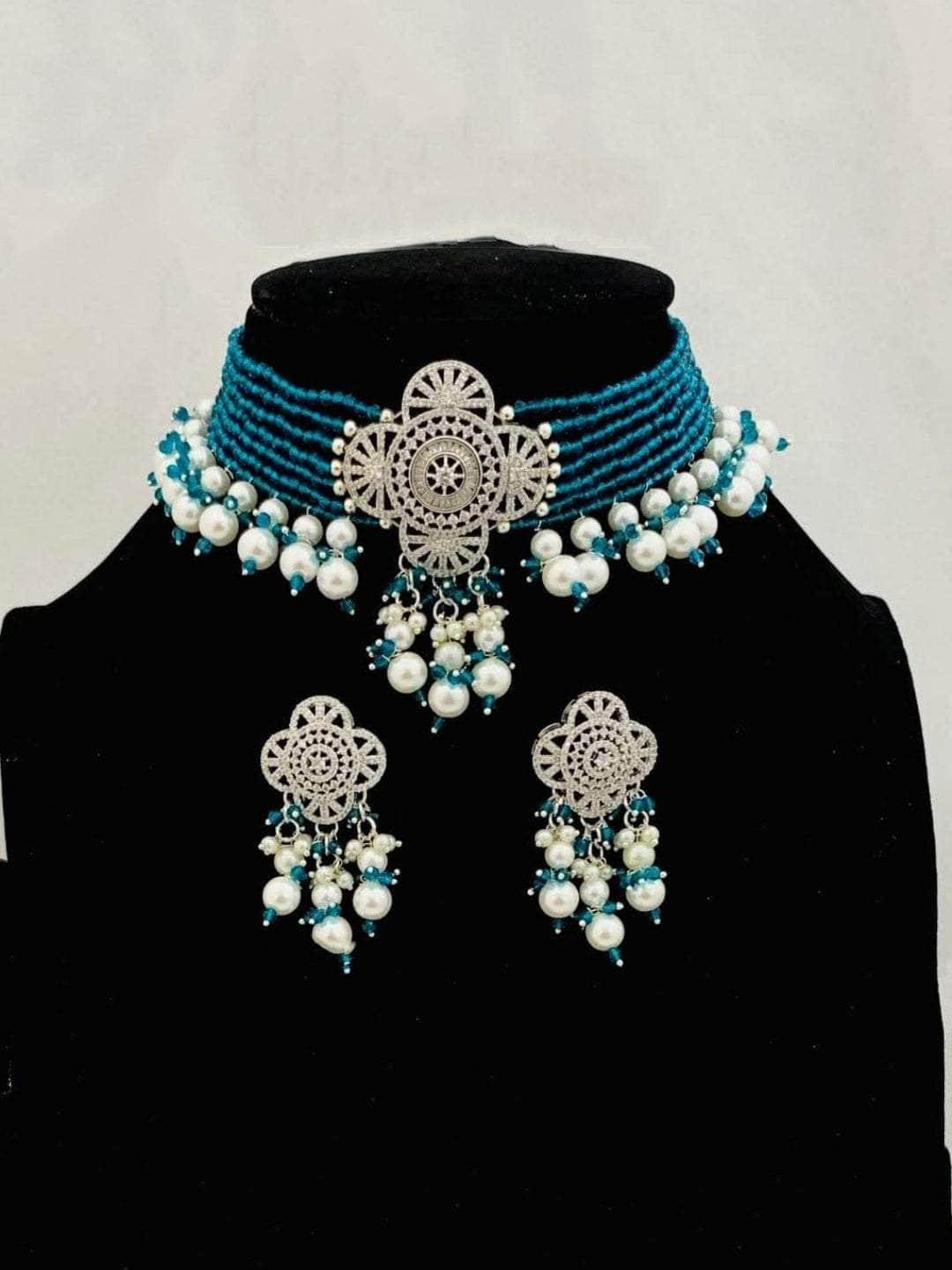 Ishhaara Snow Pearl Choker