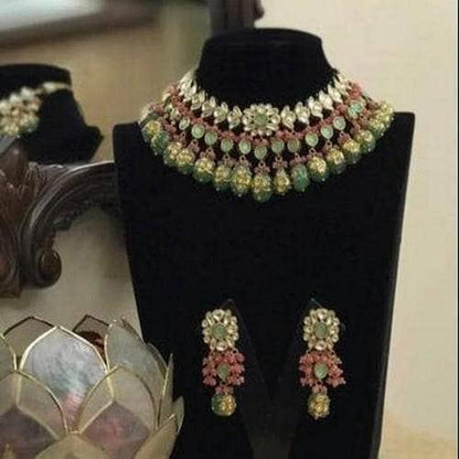 Ishhaara Close Flower Design Onex Necklace Set
